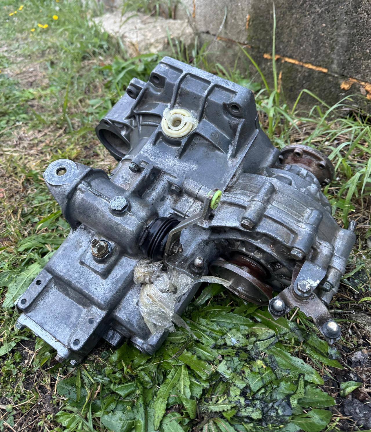 Gearbox maintenance - Volkswagen Golf Mk1 1974-1983 - Service the Gearbox photo
