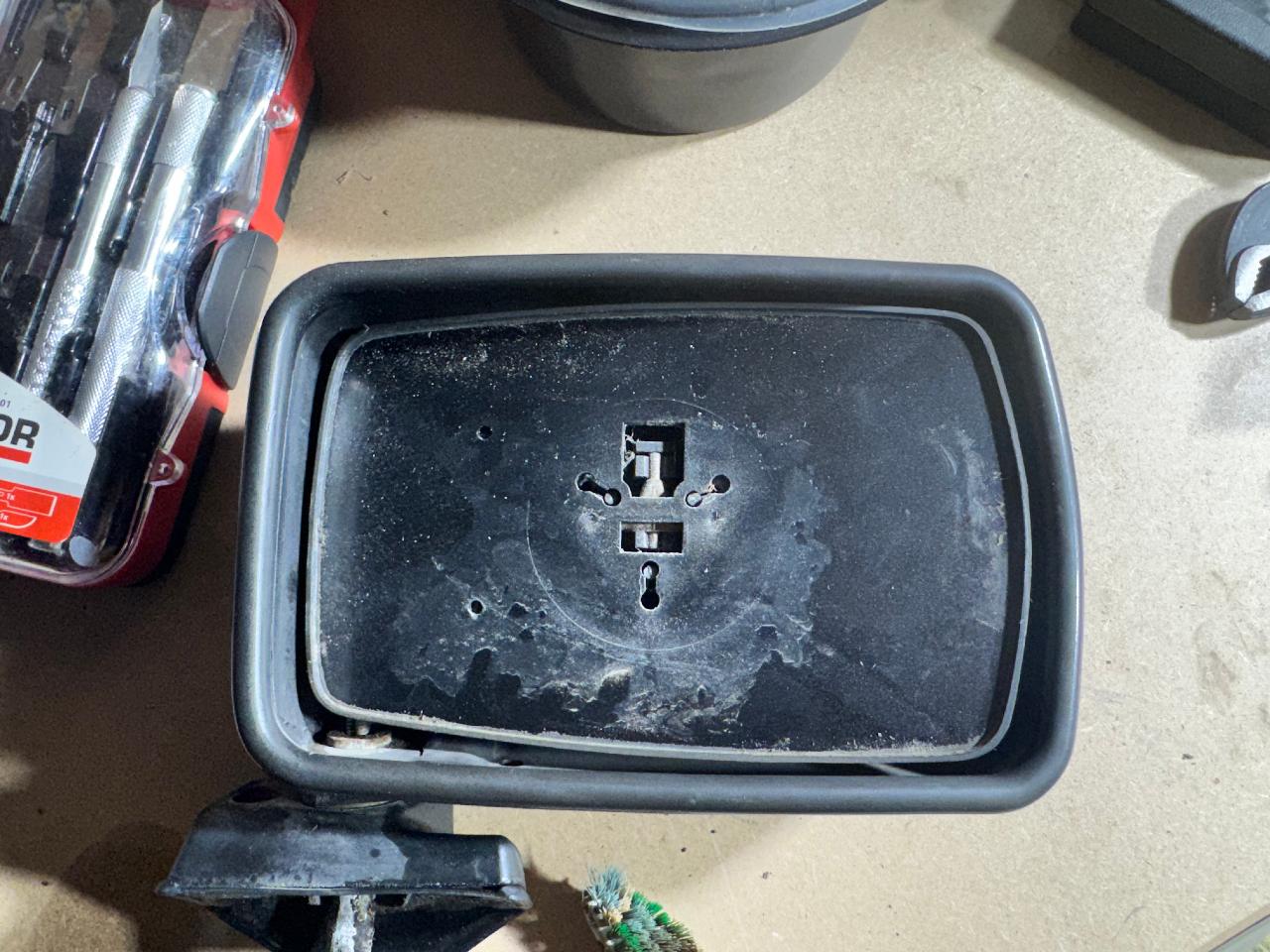 Mirrors - Volkswagen Golf Mk1 1974-1983 - Preparation photo
